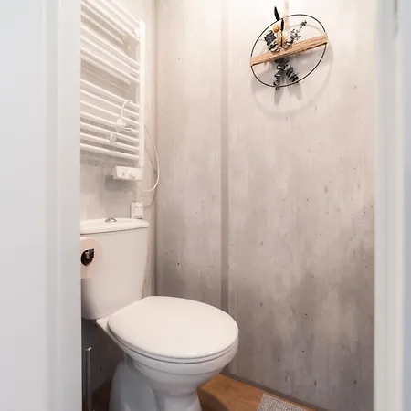 Gemuetliches Tiny Haus Im Gruenen